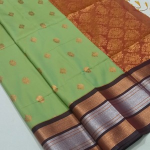 Semi soft silk saree with blouse09